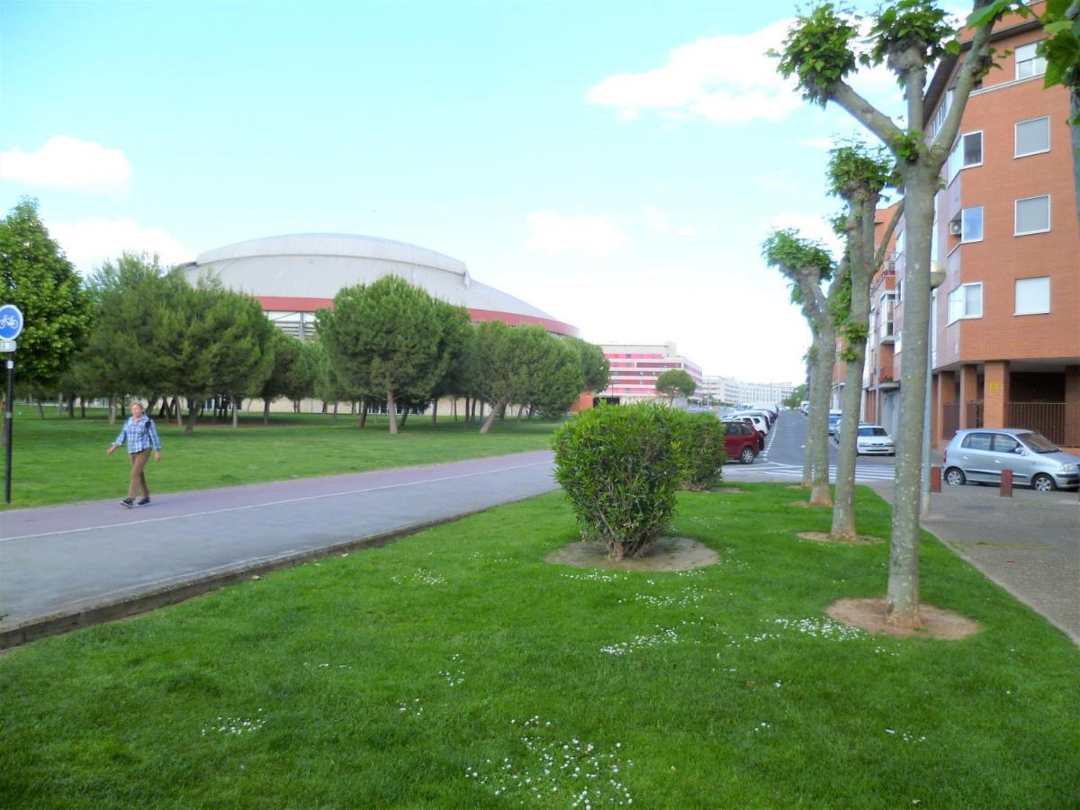 Logrocity Puerta Del Ebro Parking Privado Gratis 洛格罗尼奥 外观 照片